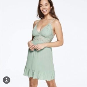 Women’s dress
